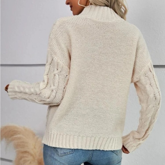 New cable knit turtleneck sweater - Picture 5 of 6